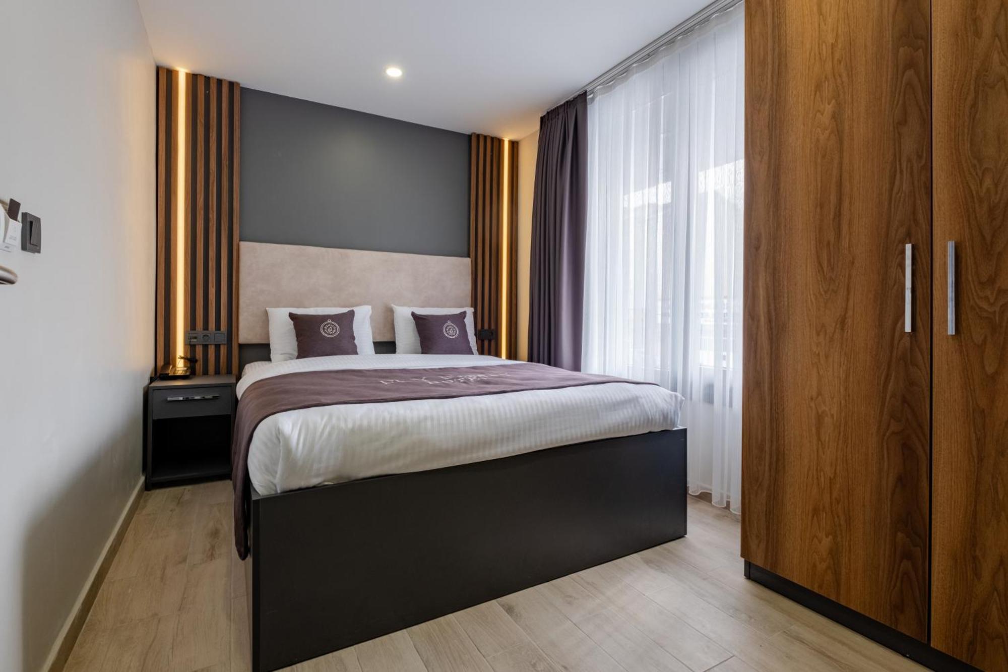 Fly Point Airport Hotel Arnavutkoy Экстерьер фото