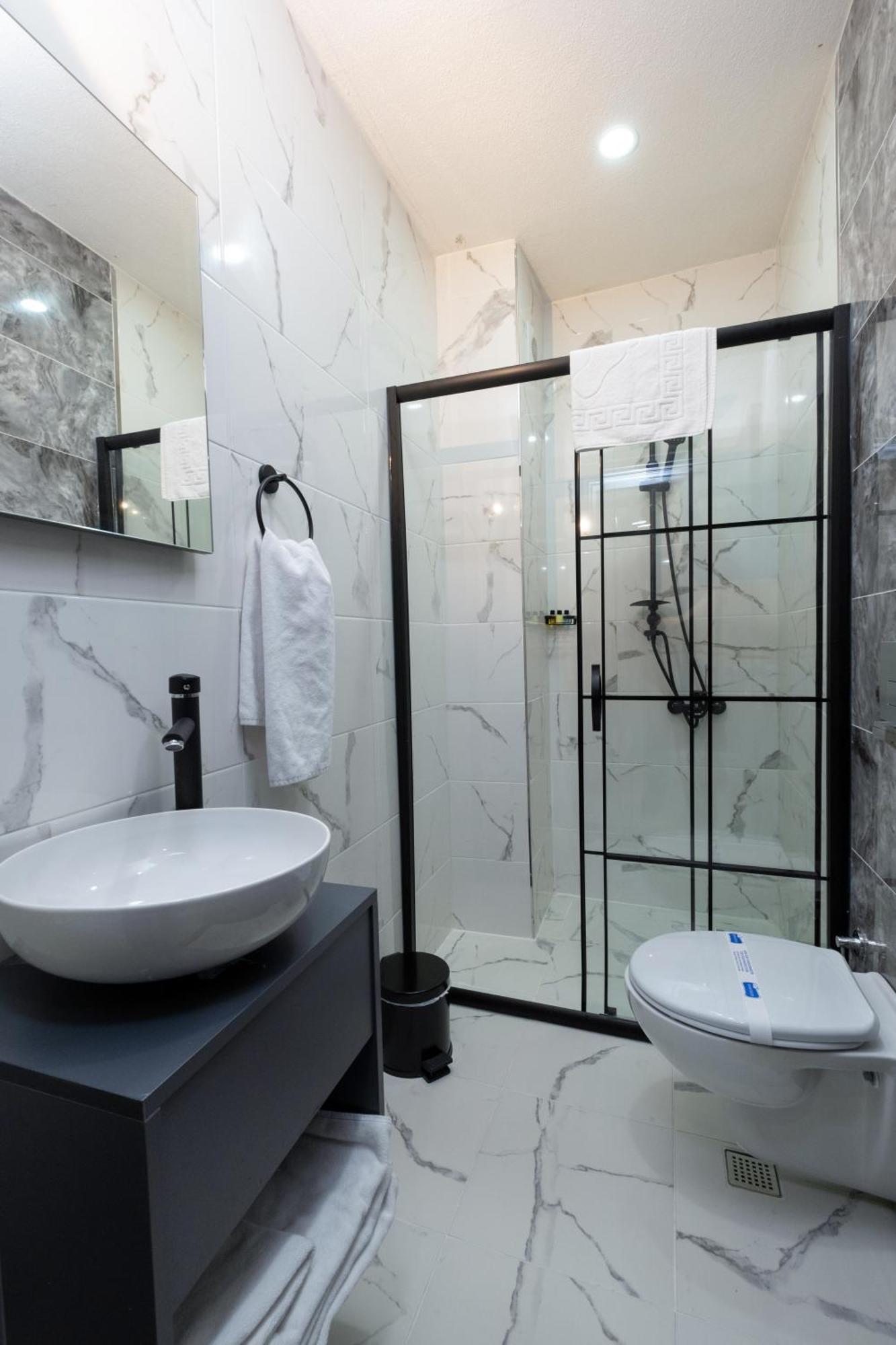 Fly Point Airport Hotel Arnavutkoy Экстерьер фото